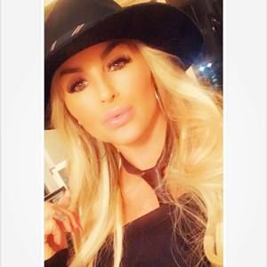 Meet your Posher, Alana